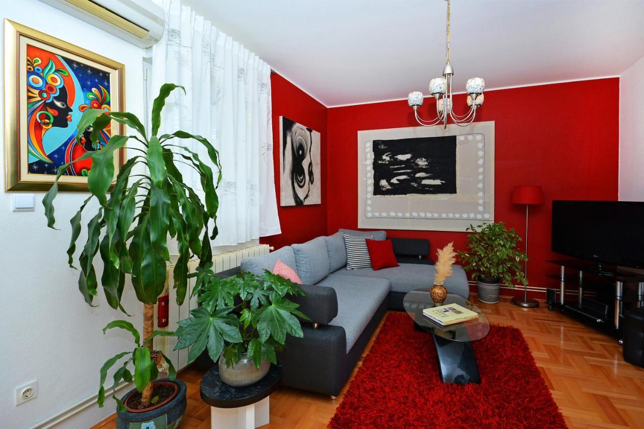 Artsy Apartment Klis Exterior photo